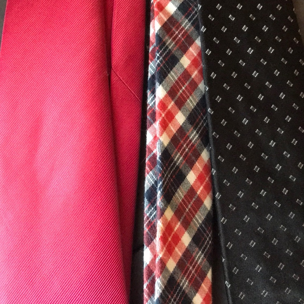 3-Tie bundle - Picture 2 of 3